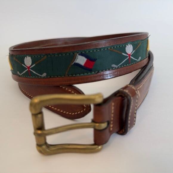 Tommy Hilfiger Golf Belt SZ 36 Brass Buckle & Leather Tabs Golf Clubs Balls Flag - Picture 1 of 16